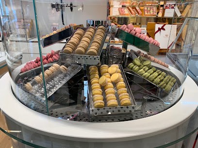 Pierre Marcolini - Galeries Lafayette Gourmets, Chocolatier à Paris 09