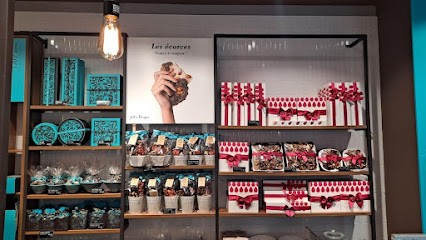 Jeff De Bruges, Chocolatier à Saint-Priest